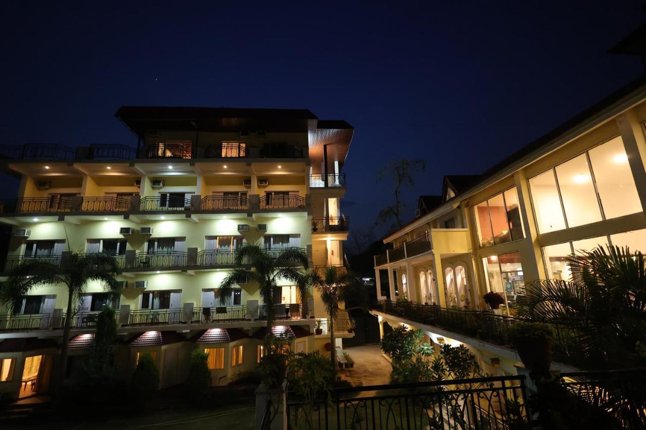 Riverside Resorts Devaprayāg Exterior foto